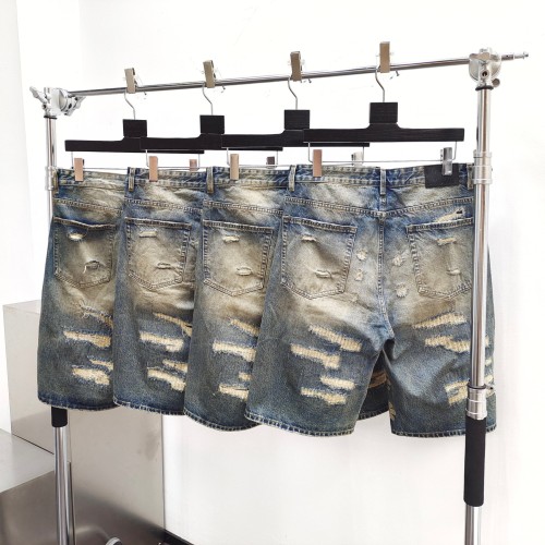 1:1 quality version 27876132 White Embroidered Vintage Denim Shorts