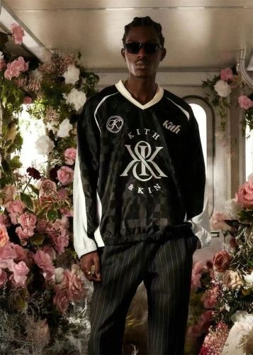27876139 Nylon Mesh Embroidered Puck Long Sleeve T-shirt 2 colors