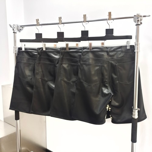 1:1 quality version 27876135 White Embroidered Leather Shorts