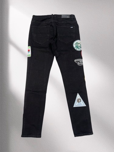 1:1 quality version 27888320 Badge Embroidered Ripped Jeans