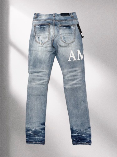 1:1 quality version 27895016 Embroidered Letter Ripped Jeans