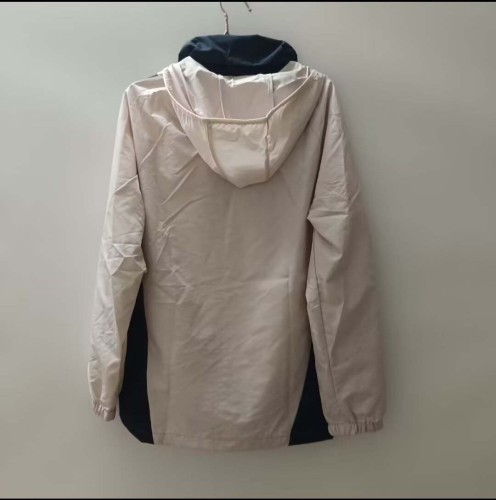 2024/2025 Real Madrid Windbreaker Off white Soccer Jersey 1:1 Thai Quality