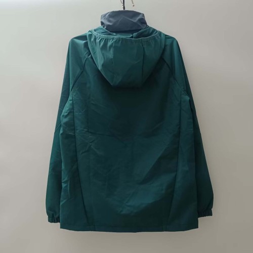 2024/2025 Manchester United Windbreaker Green Football Shirt 1:1 Thai Quality