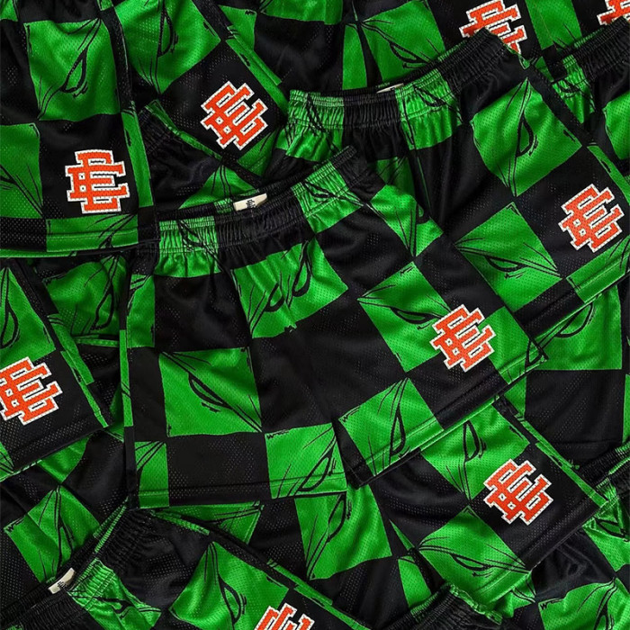 27956119 Plaid Mesh Short