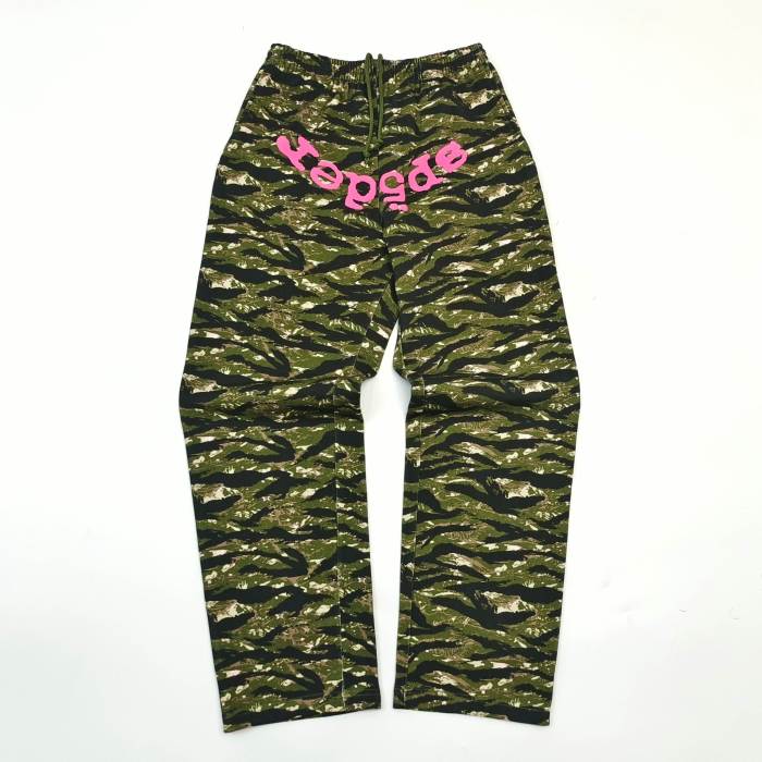 1:1 quality version 28020121 Pink Web Print Green Tiger Stripe Camouflage Hoodie & Pants Set