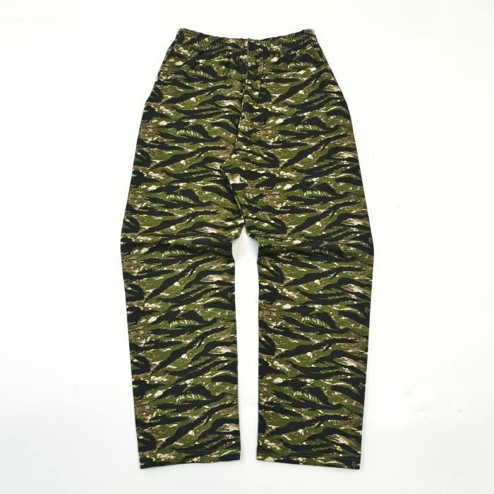 1:1 quality version 28020121 Pink Web Print Green Tiger Stripe Camouflage Hoodie & Pants Set