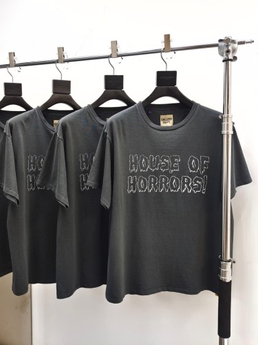 1:1 quality version 28143119 Haunted House Letter Print Washed Version Tee