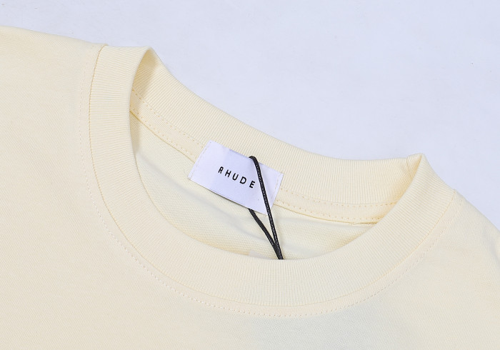 28196920 Skiing Print Tee 3 colors