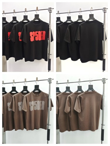 1:1 quality version 28207196 Spotty Red Letter Printed Tee 2 colors