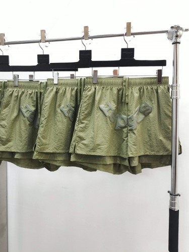 1:1 quality version 28348533 Gray Printed Tea Green Shorts