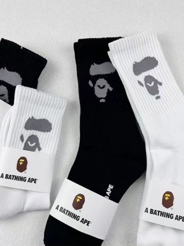 28351352 Ape Jacquard Sports Socks 2 colors