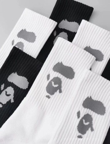 28351352 Ape Jacquard Sports Socks 2 colors