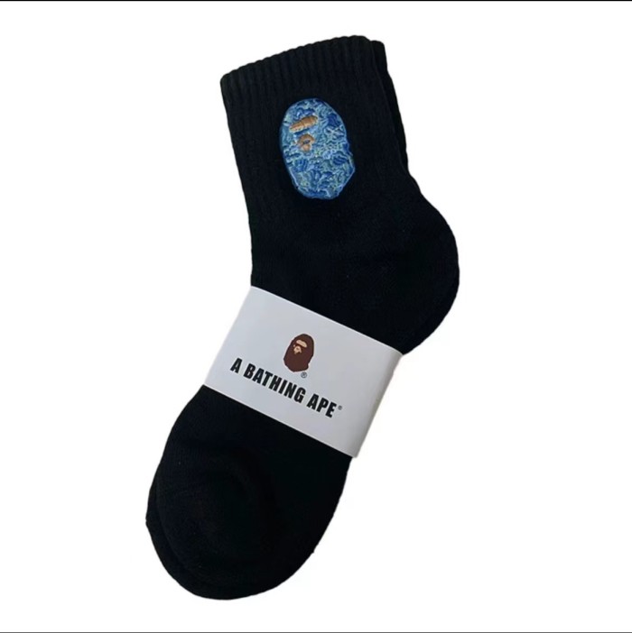 28351350 Shark Camouflage Ape Head Embroidered Mid-Calf Socks 20 colors