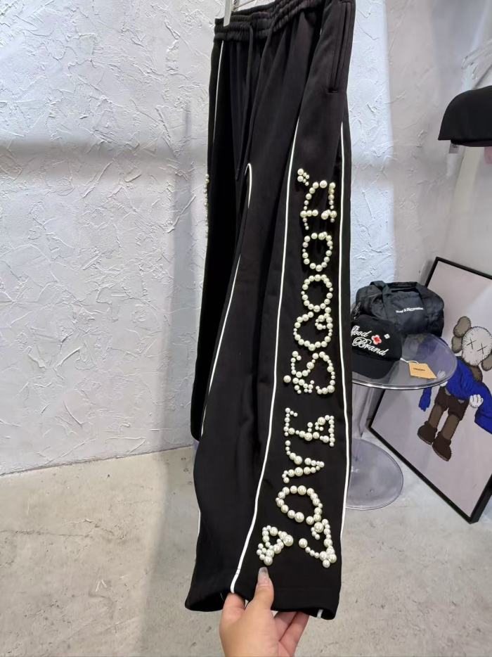 Pearl Slogan Pants 28431498