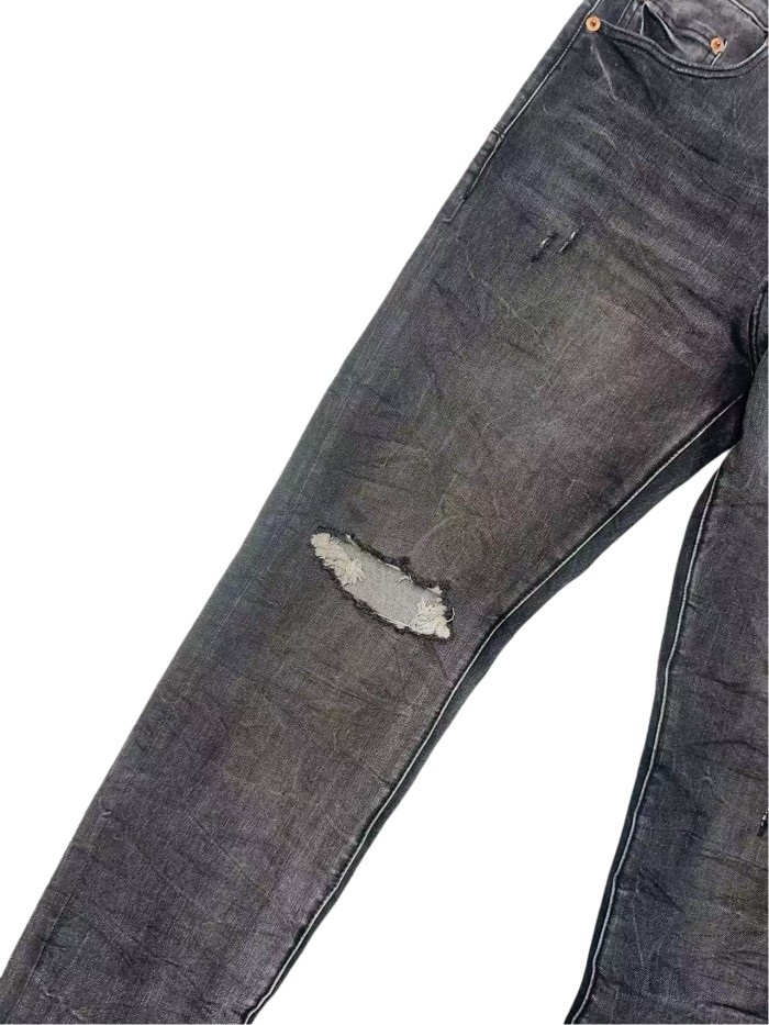 1:1 quality version Classic Black Knee Ripped Jeans 28642008