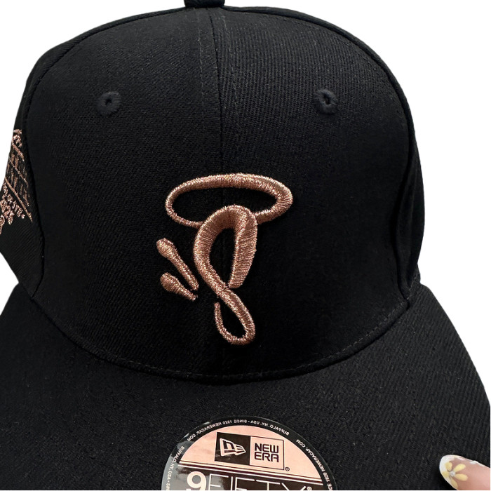 1:1 quality version Letter Embroidered Adjustable Flat-Brim Baseball Cap 7 colors 28654018