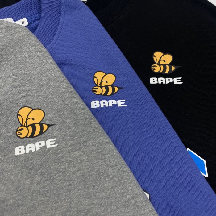 1:1 quality version Alphabet Bee Contrast Print Crew Neck Sweatshirt 3 colors 28675059