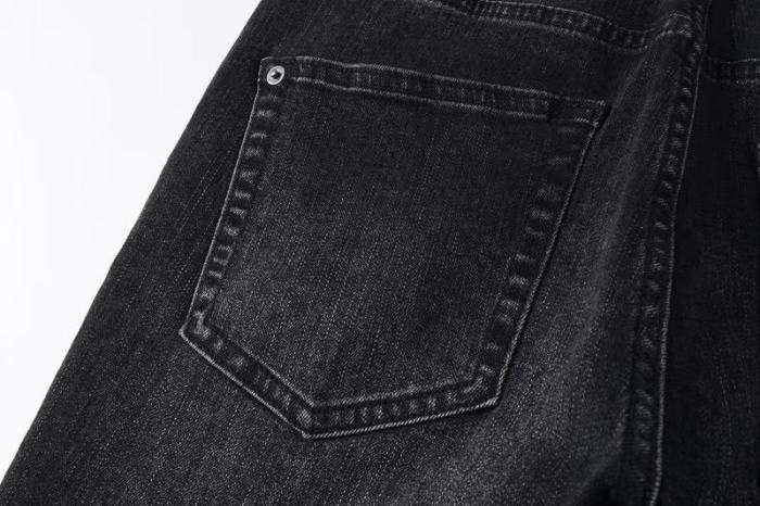 1:1 quality version Hollowed-out embroidered logo ripped jeans 28694083