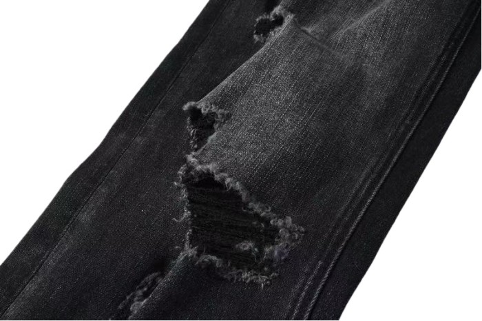 1:1 quality version Red Letter Embroidery Hole Jeans 28700618