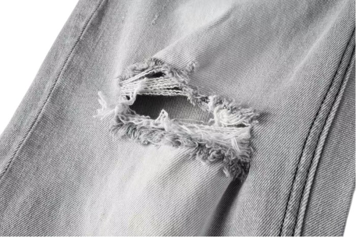 1:1 quality version Worn Hole Slim-fit Jeans 28700614