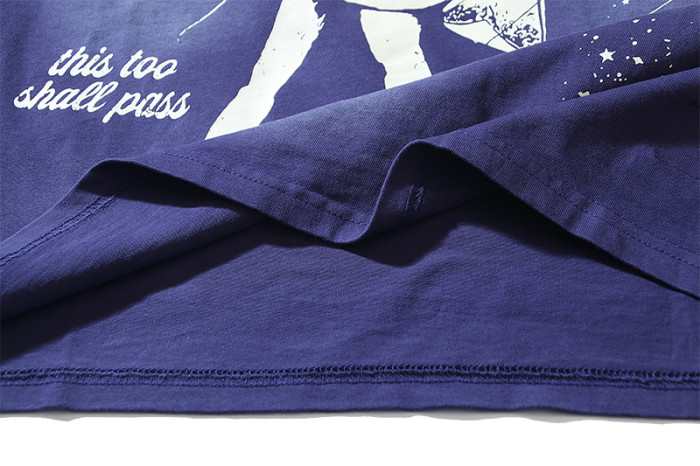 Rain-Soaked Little Girl Print Washed Version Tee 28704430