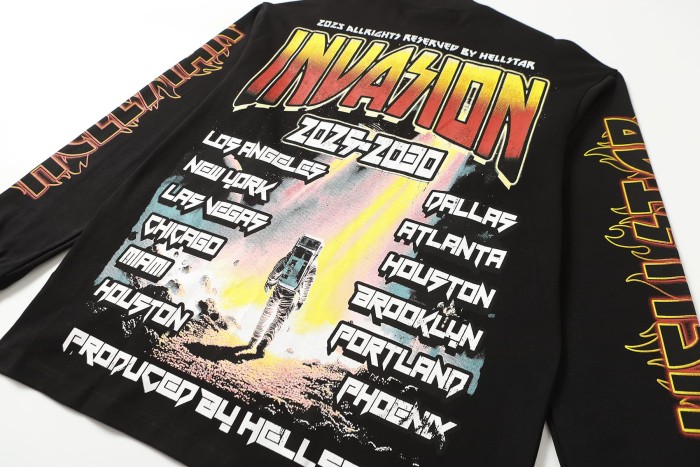 Spacecraft Astronaut Print Long Sleeve T-Shirt 28704412
