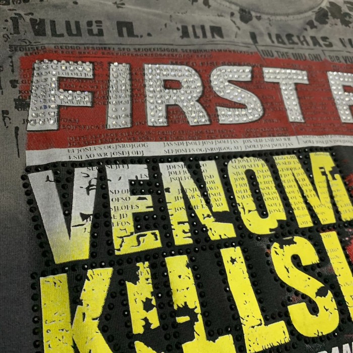Breaking News Venom Kills Cropped Printed Rhinestone Letter Washed Version Tee 28748374