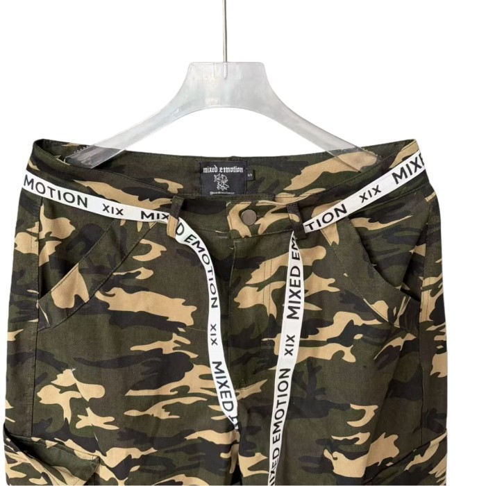 ME Embroidered Camo Cargo Pants 28758395