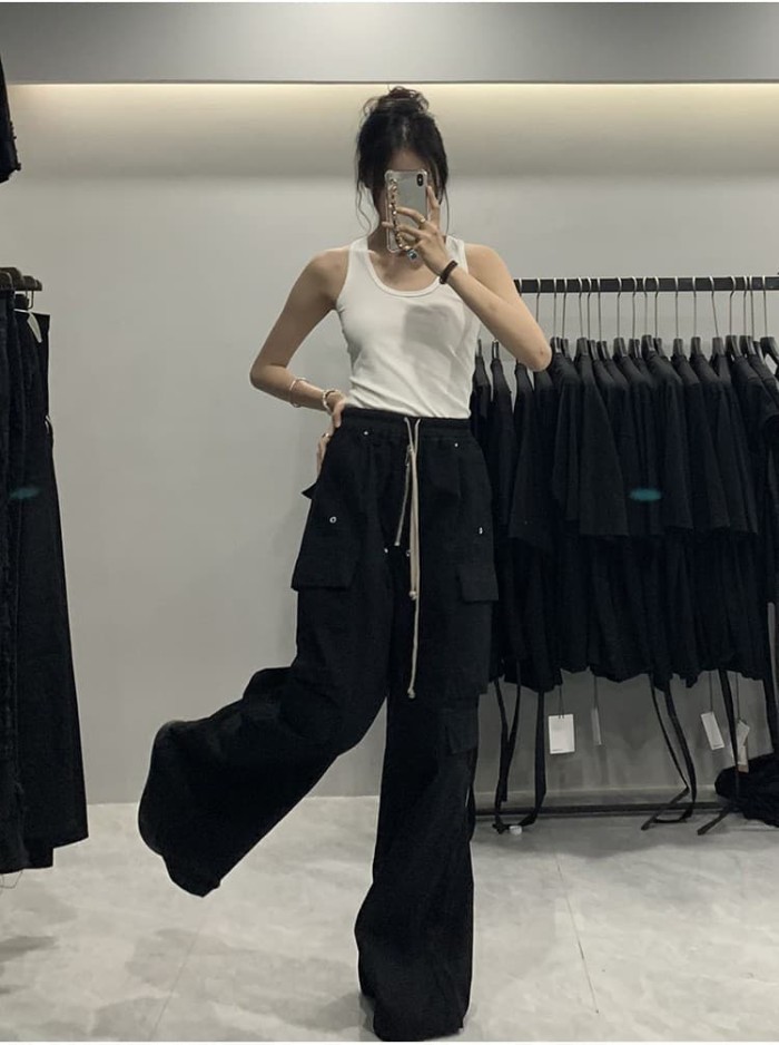 1:1 quality version Large Pocket Cargo Dark Wide-Leg Pants 28881164