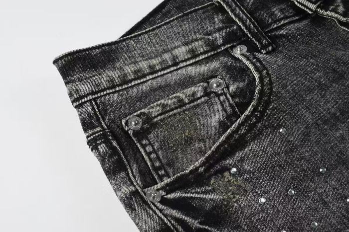 1:1 quality vesion Washed Rhinestone-Embellished Distressed Denim Shorts 29018282