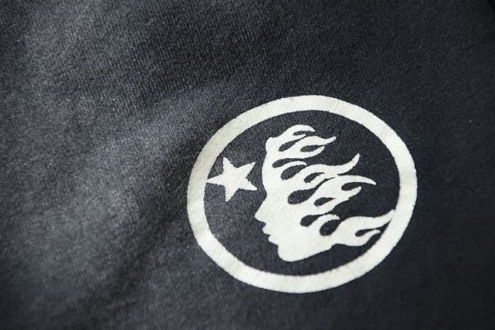Minimalist Round Logo Print Washed Shorts 29035476