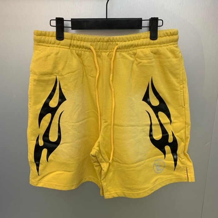 Black Flame Logo Print Washed Yellow Shorts 29043469