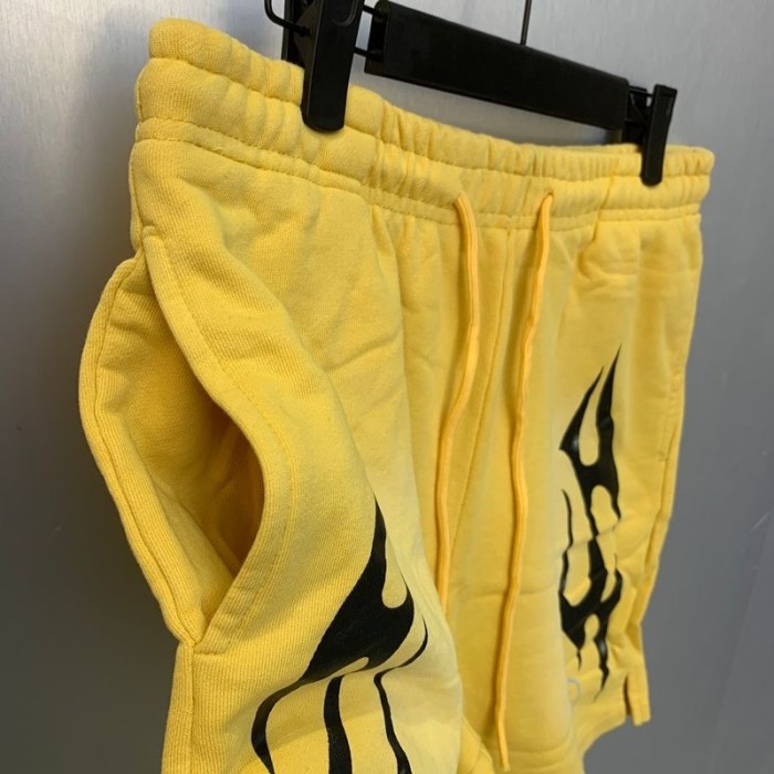 Black Flame Logo Print Washed Yellow Shorts 29043469