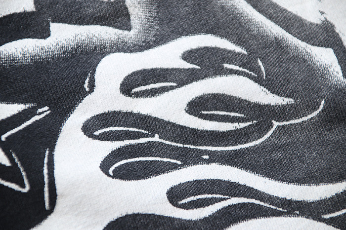 1996 Flame Portrait Print Washed Shorts 29043459