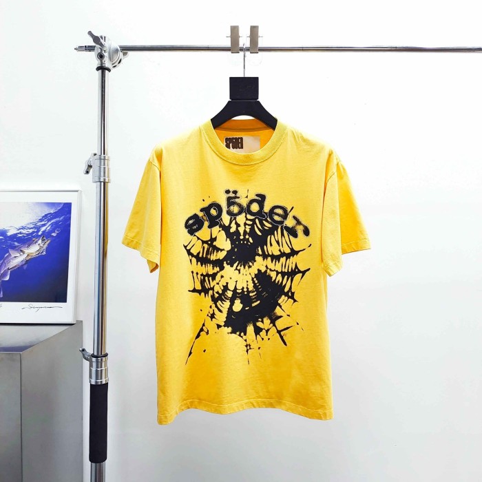 [Big & Tall for weights up to 220 lbs]1:1 quality version Rhinestone Black Letter Black Mesh Yellow Print Tee 29045594