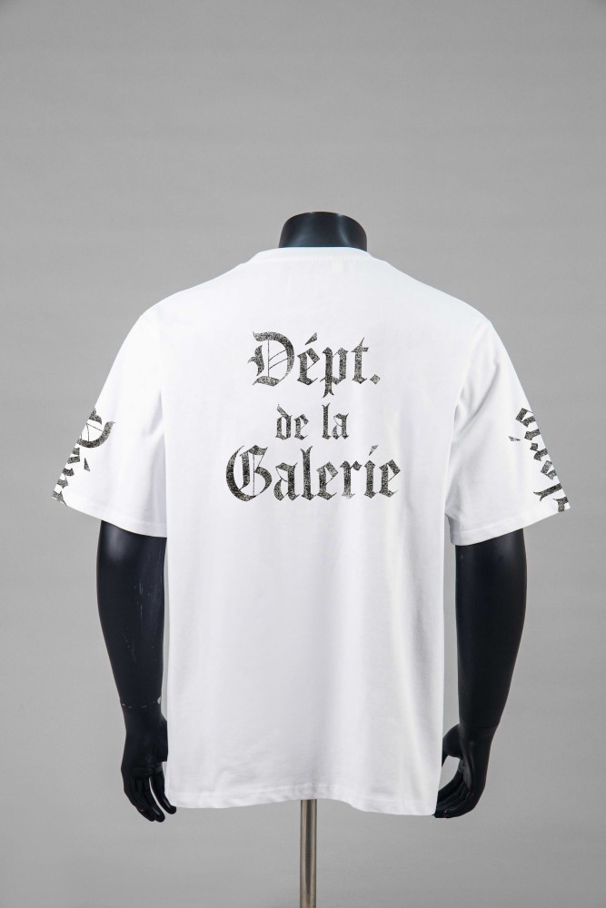 French Gothic Letter Print Tee 2 colors 29047346