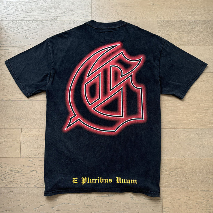 Surfing Skull G, marked in black for a vintage look, short-sleeved T-shirt 29047318