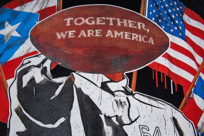 TOGETHER WE ARE AMERICA  vintage black short-sleeved T-shirt 29053414