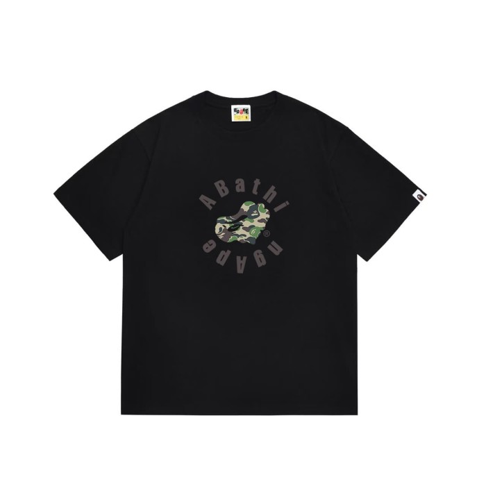 Arc-shaped letters surrounding a love heart camouflage print T-shirt 2 colors 29054209