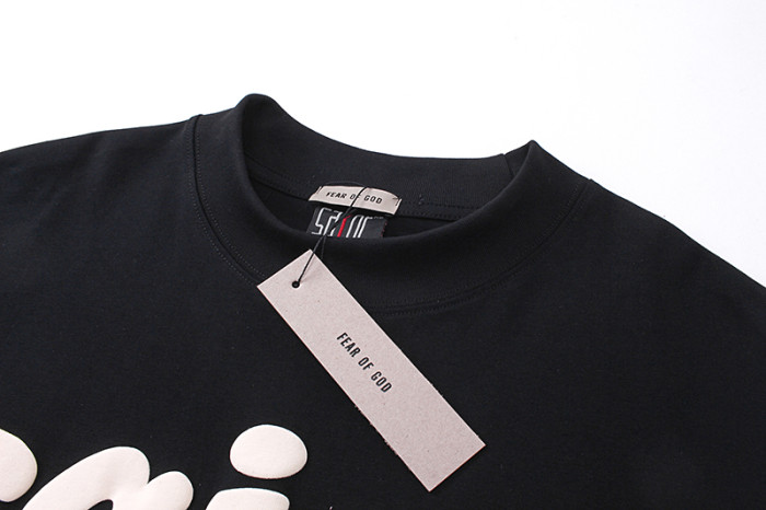 Foam three-dimensional letters black background loose short-sleeved T-shirt 29053612