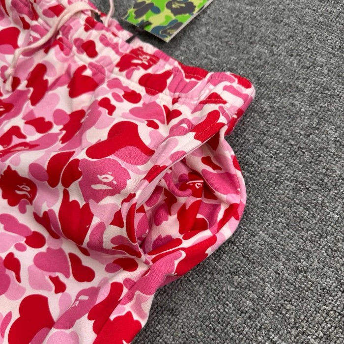 Pink Camouflage All-over Shark Print Casual Cotton Shorts 29060857