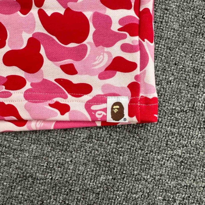 Pink Camouflage All-over Shark Print Casual Cotton Shorts 29060857