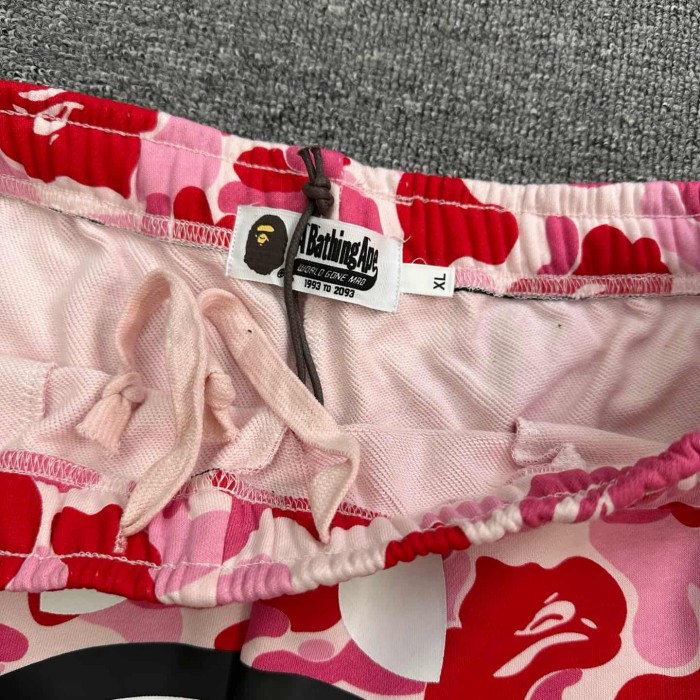 Pink Camouflage All-over Shark Print Casual Cotton Shorts 29060857