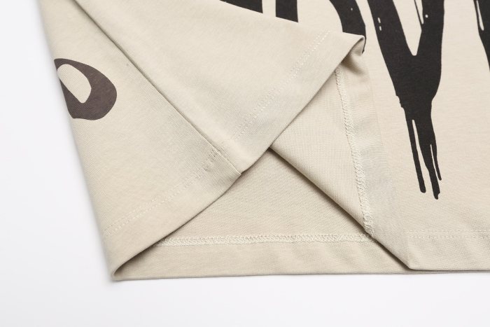 Main line light khaki, vintage attitude slogan, light luxury, daily commuting shirt 29060450