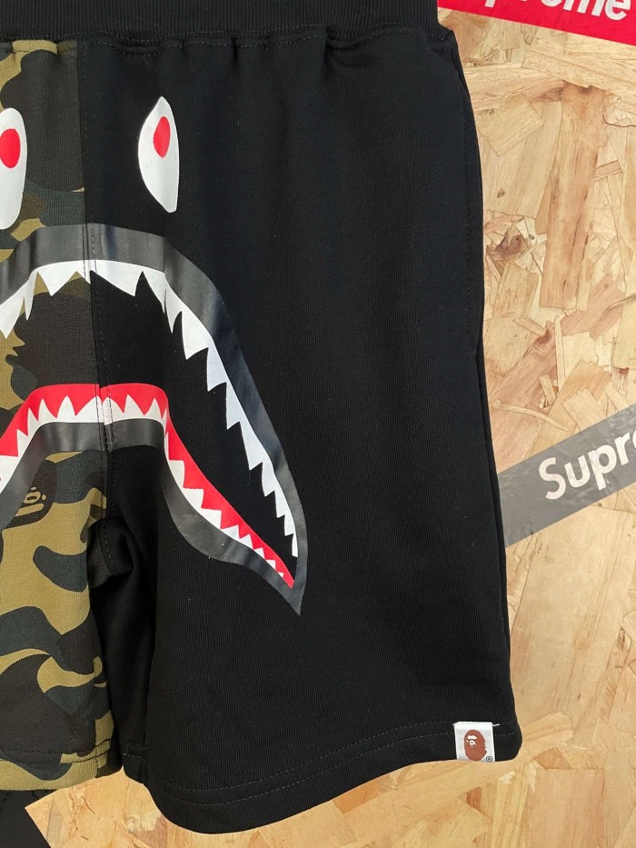 1:1 quality version Green Camouflage & Black Split Shark Print Casual Cotton Shorts 29060794