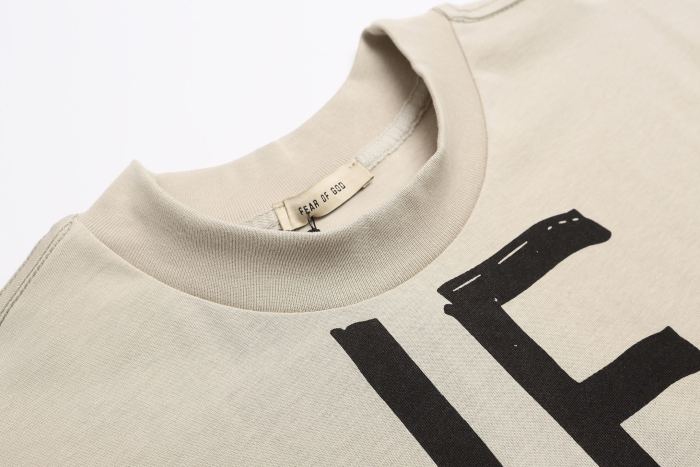 Main line light khaki, vintage attitude slogan, light luxury, daily commuting shirt 29060450