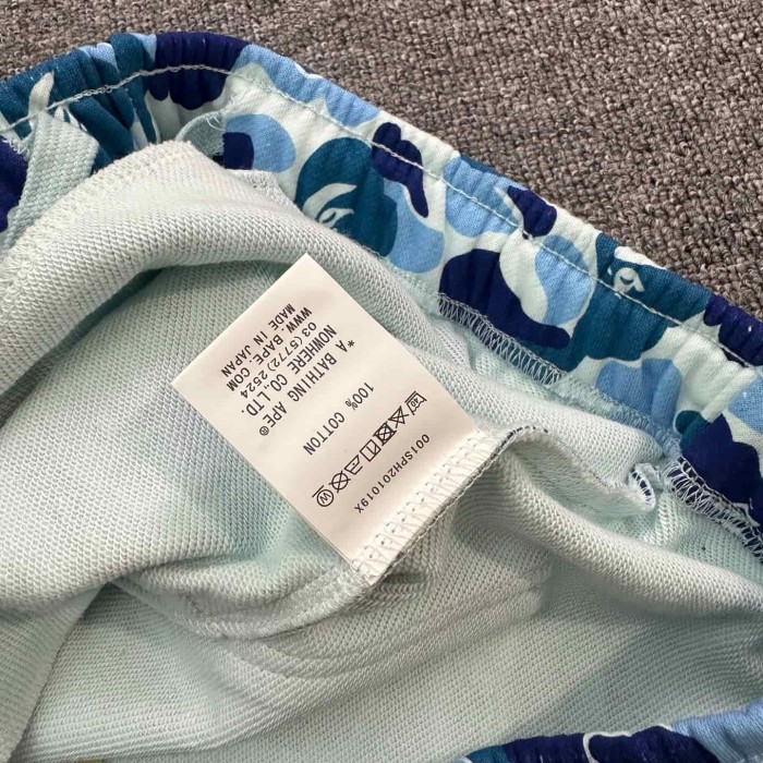 Blue Camouflage All-over Shark Print Casual Cotton Shorts 29060826