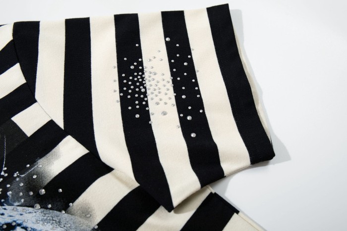 Skull Striped Rhinestone Print Zipper Polo Tee 29065103
