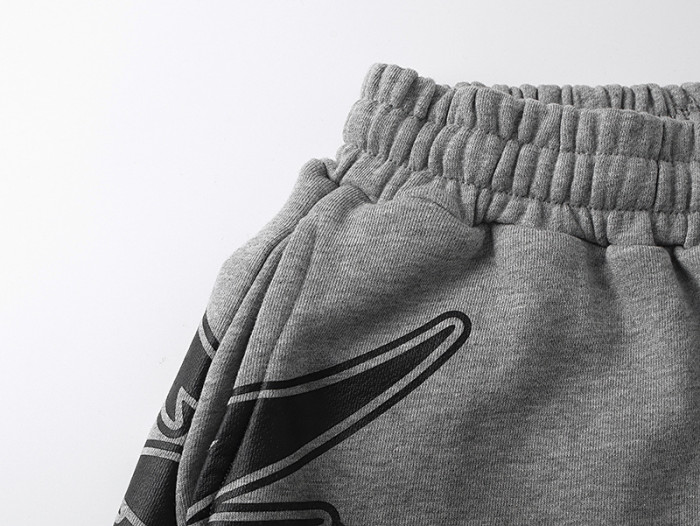 Ragged-edge, loose-fitting, five-inch gray sweatpants with drawstrings, casual shorts 29069002