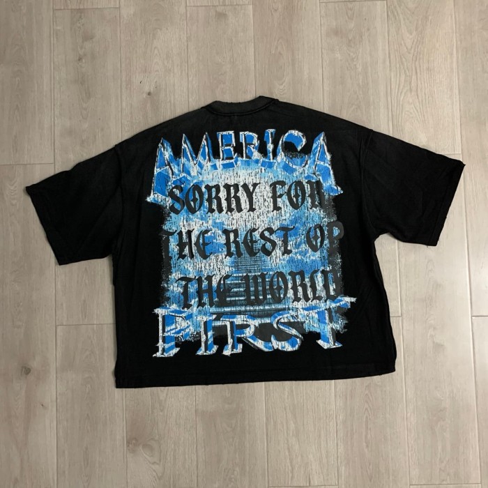Renaissance Broken Figure Rhinestone Print Washed Tee 29069406